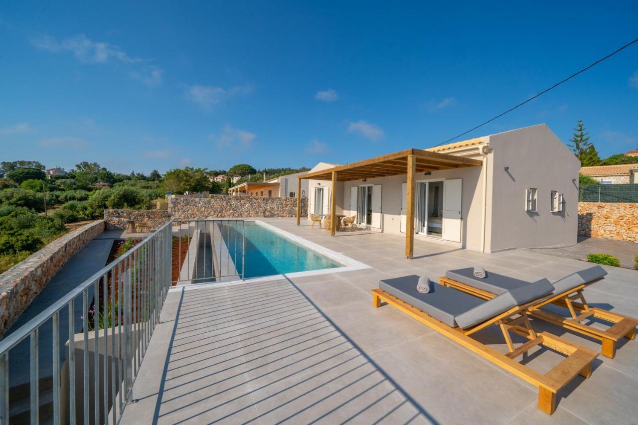 Summer Breeze Villa Tzamarelata Экстерьер фото